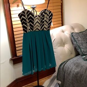 Cute cocktail dress, perfect for any occasion!